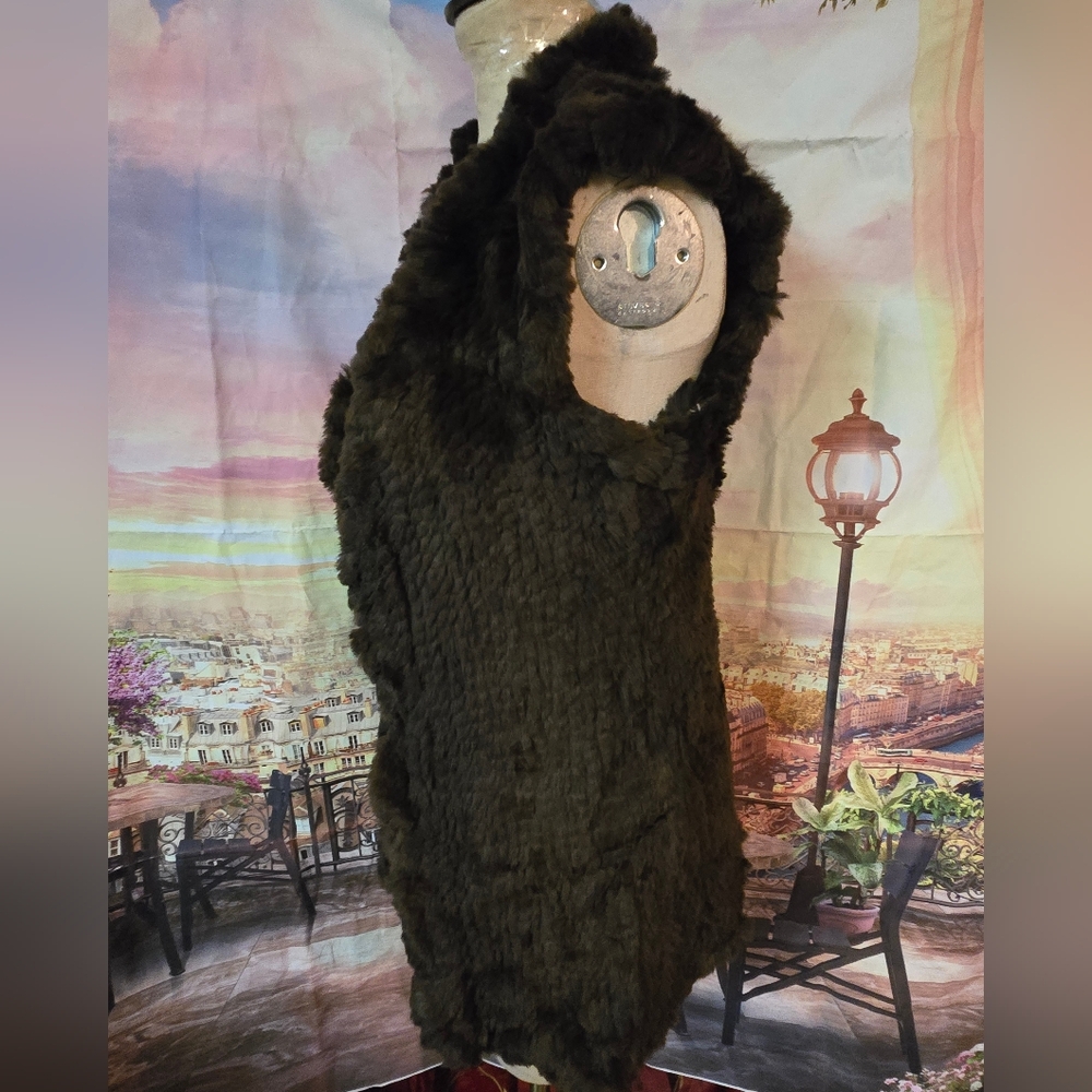REAL.RABBIT FUR VEST - Picture 8 of 11
